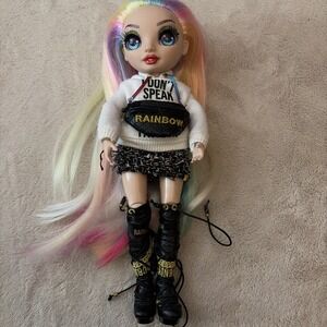 Rainbow High Fashion Doll Amaya Raine